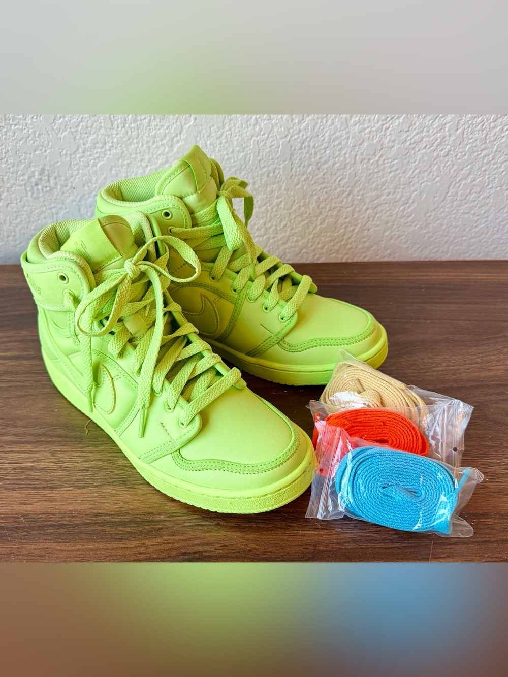 Nike Women's High-Top Sneakers Ghost Green Billie Eilish